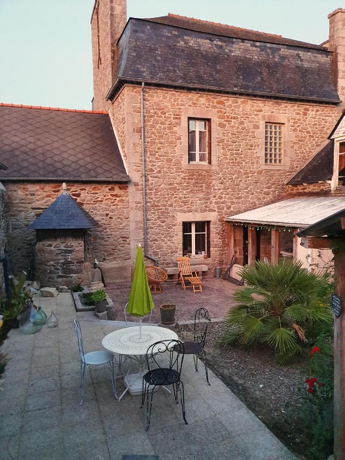 Les Forges Du Lou Jugon-les-Lacs Exterior foto