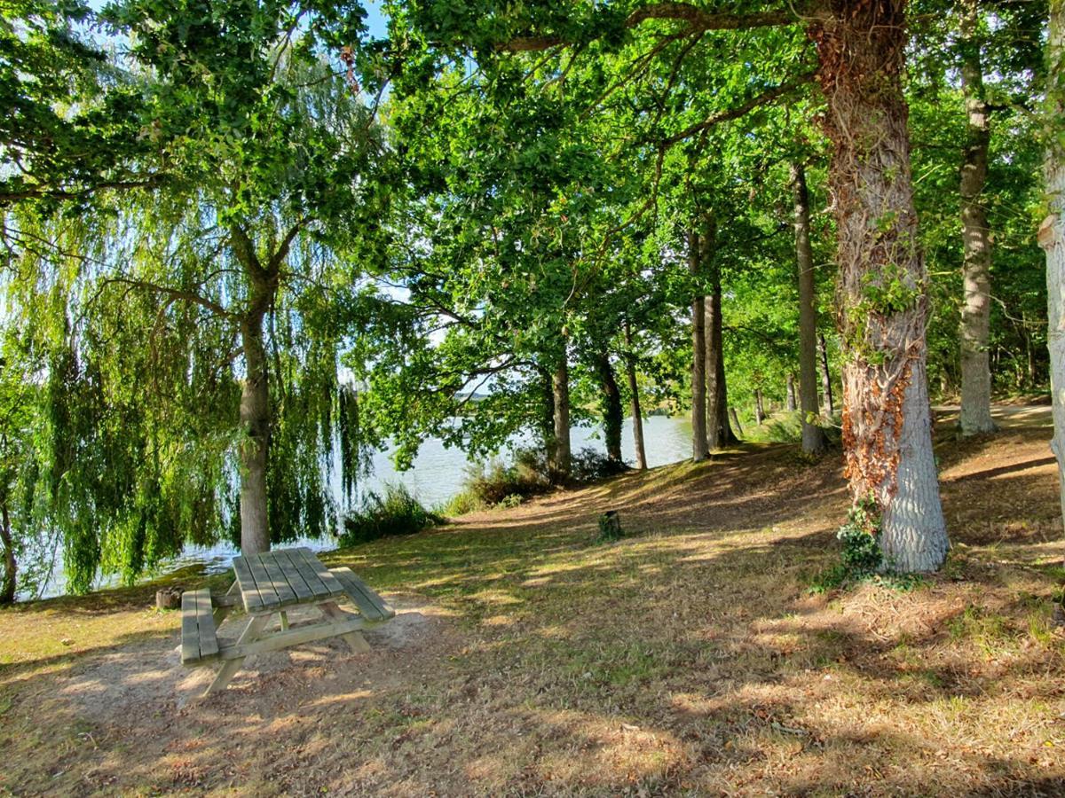 Les Forges Du Lou Jugon-les-Lacs Exterior foto