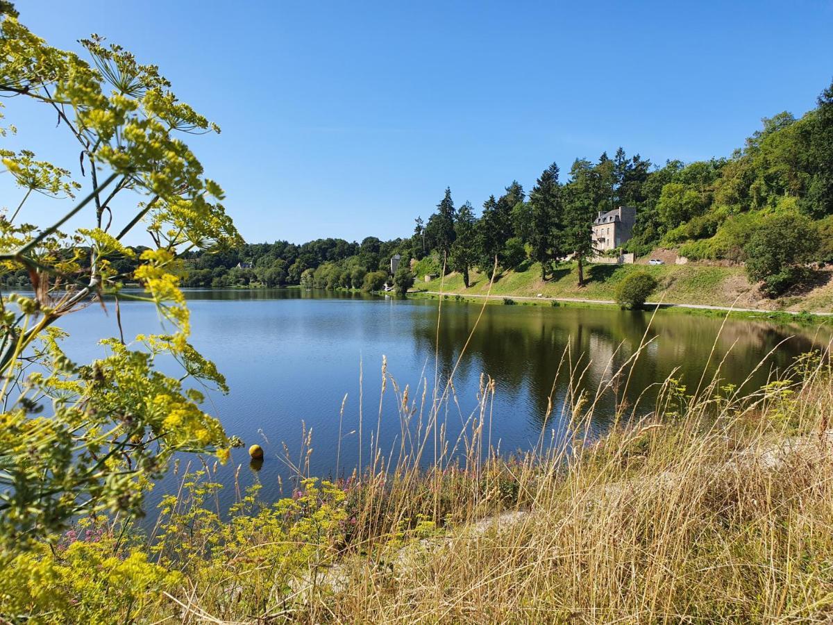 Les Forges Du Lou Jugon-les-Lacs Exterior foto