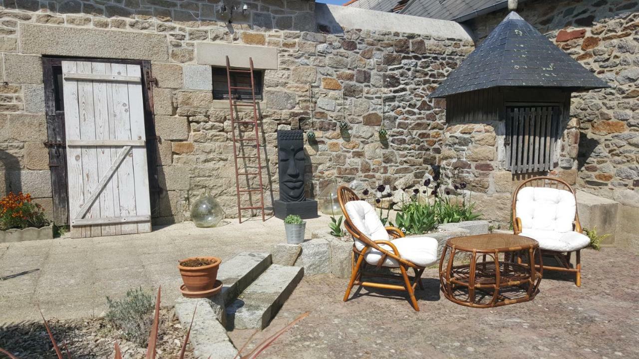 Les Forges Du Lou Jugon-les-Lacs Exterior foto