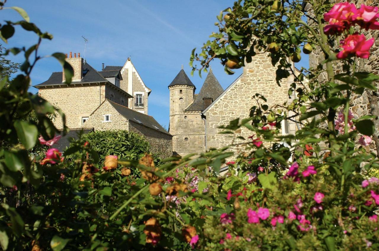 Les Forges Du Lou Jugon-les-Lacs Exterior foto