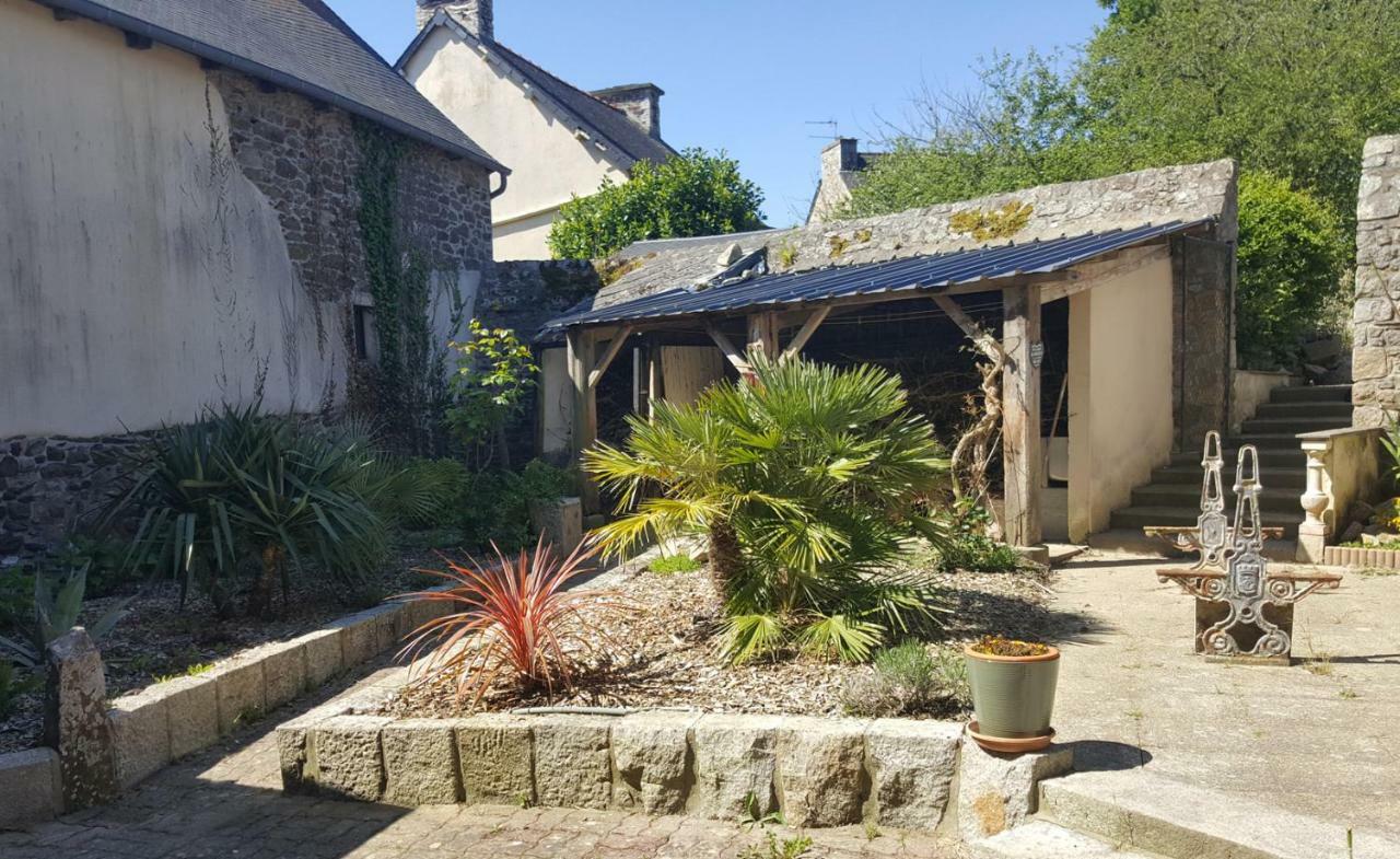 Les Forges Du Lou Jugon-les-Lacs Exterior foto